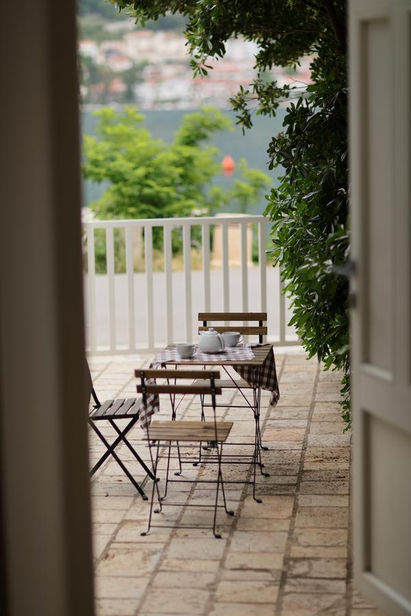 Seven Hills Duplex Eco-Cottage โกตอร์ ภายนอก รูปภาพ
