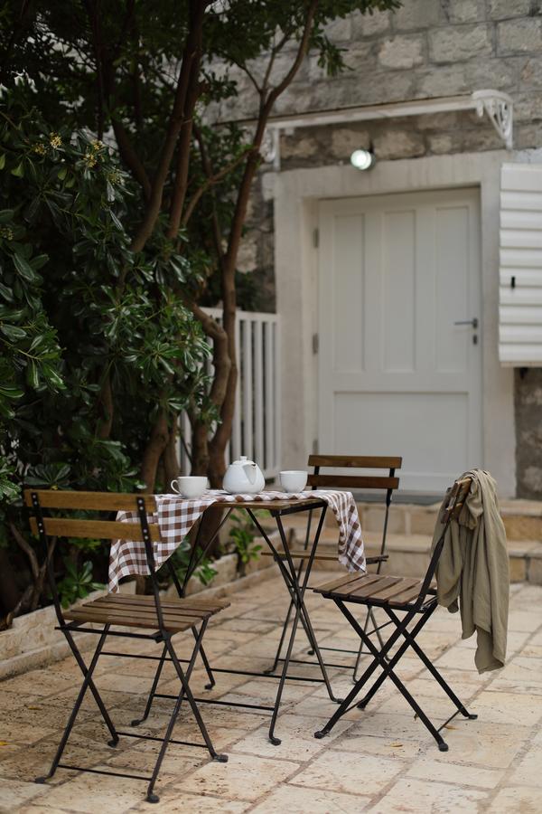 Seven Hills Duplex Eco-Cottage โกตอร์ ภายนอก รูปภาพ